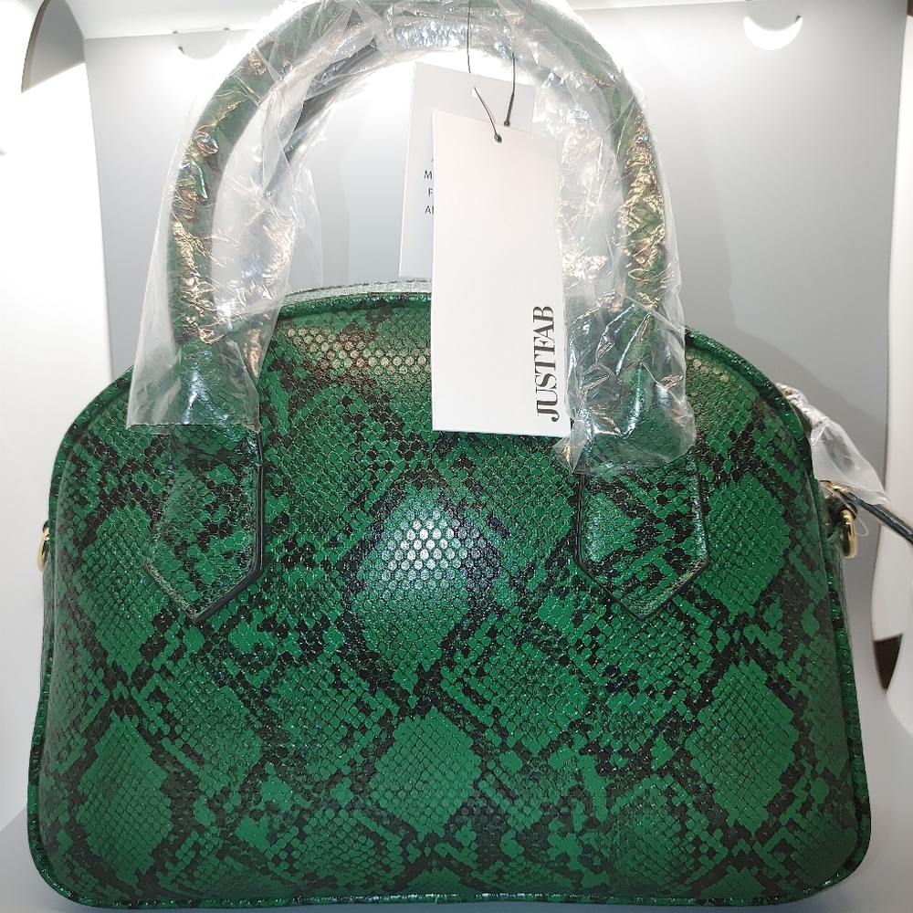 I'm The Boss Dome Satchel